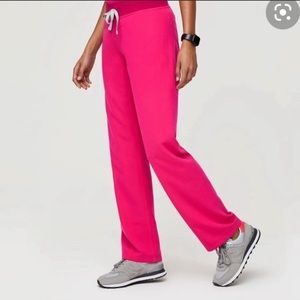 FIGS scrub pant shocking pink hot Livingston Med M